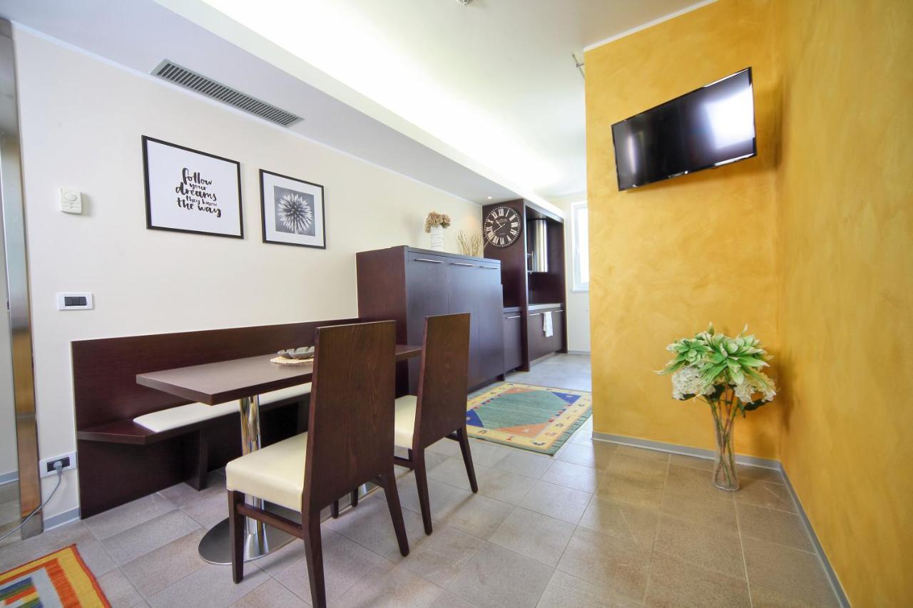 Apartma Anka *** Kranjska Gora Bagian luar foto