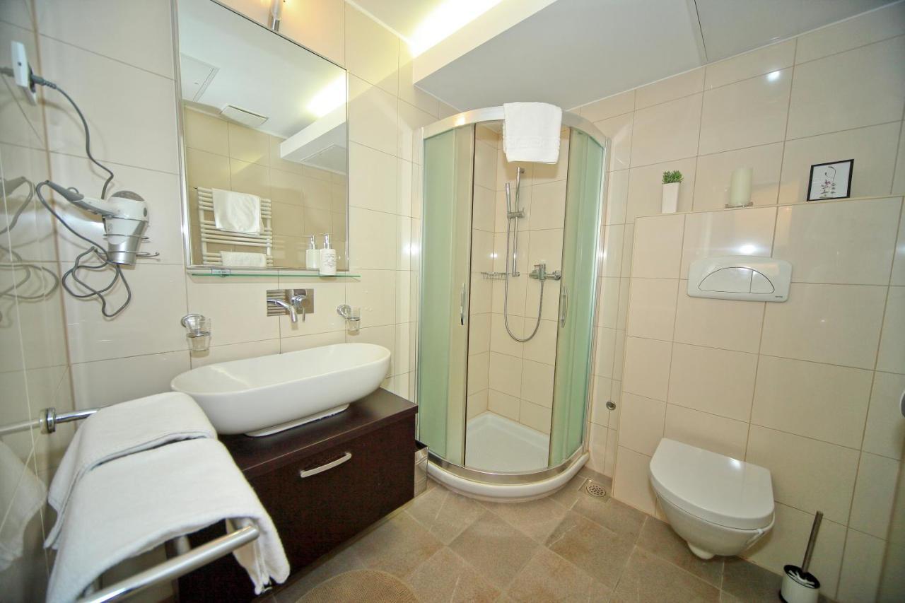 Apartma Anka *** Kranjska Gora Bagian luar foto