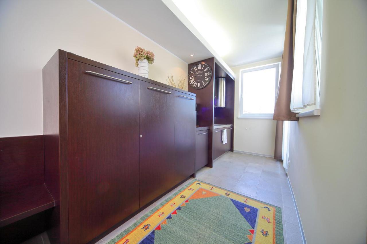 Apartma Anka *** Kranjska Gora Bagian luar foto